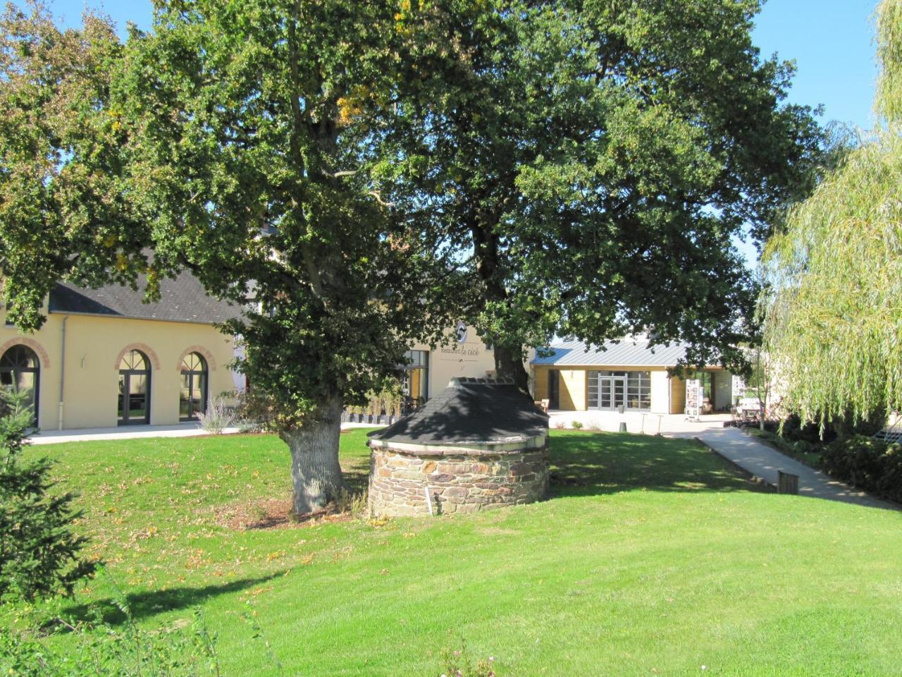 Domaine De Cice Blossac Resort Spa Golf Rennes Sud Bruz Eksteriør bilde